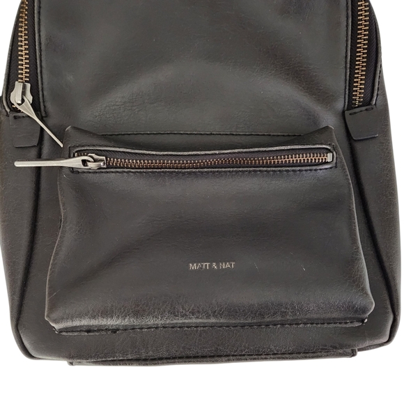 Matt & Nat Voas Sm Dwell Collection Backpack Sling bag black - Picture 5 of 12